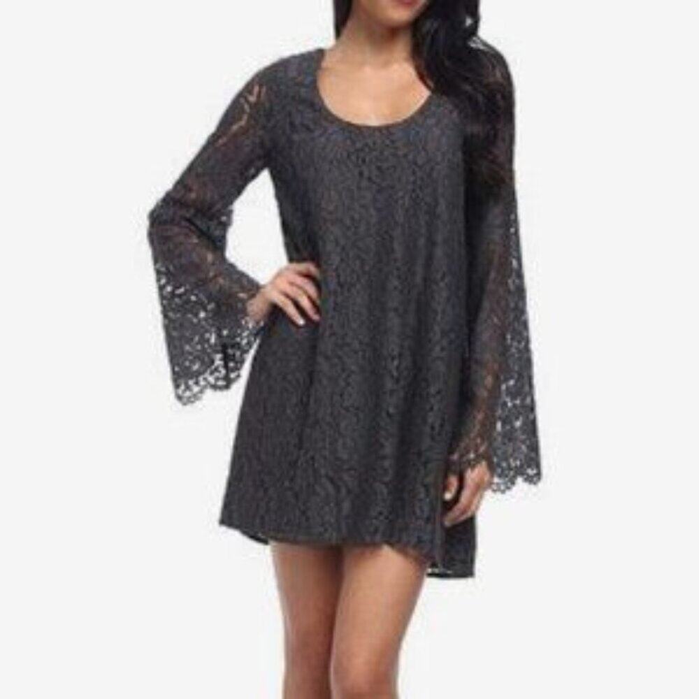 Chaser Rain or Shine Eyelash Gray Lace Shift Mini Dress Bell Sleeve Size L